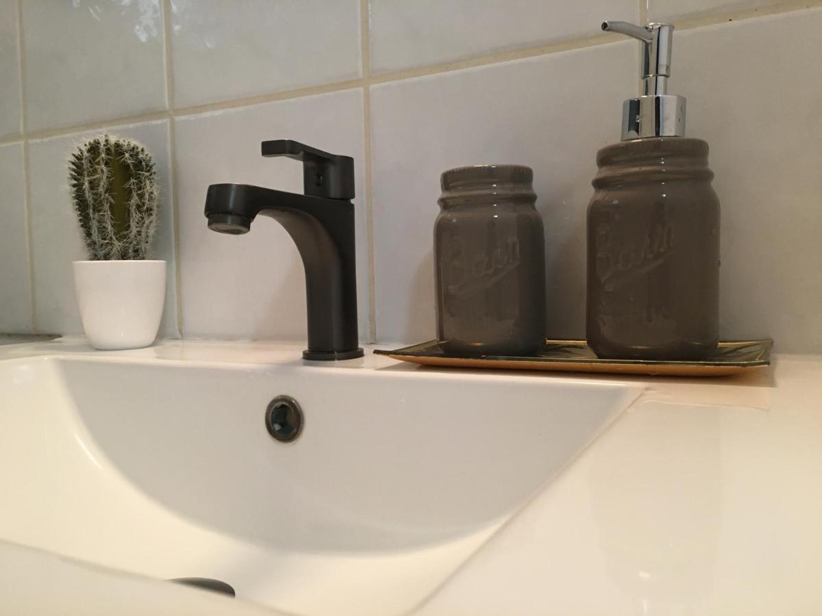 L'Appart Spa Privé, jacuzzi et sauna, accès exclusif Sainte-Rose Extérieur photo